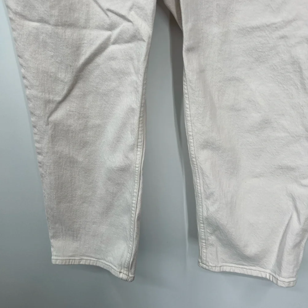 Abercrombie & Fitch Curve Love The Ankle Straight Jeans Ultra High Rise SHORT